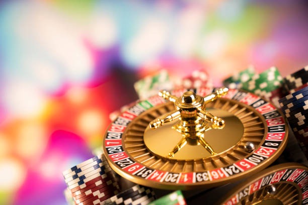 cnnslot alternatif platform interface showing slot games, live dealer tables, and sportsbook markets